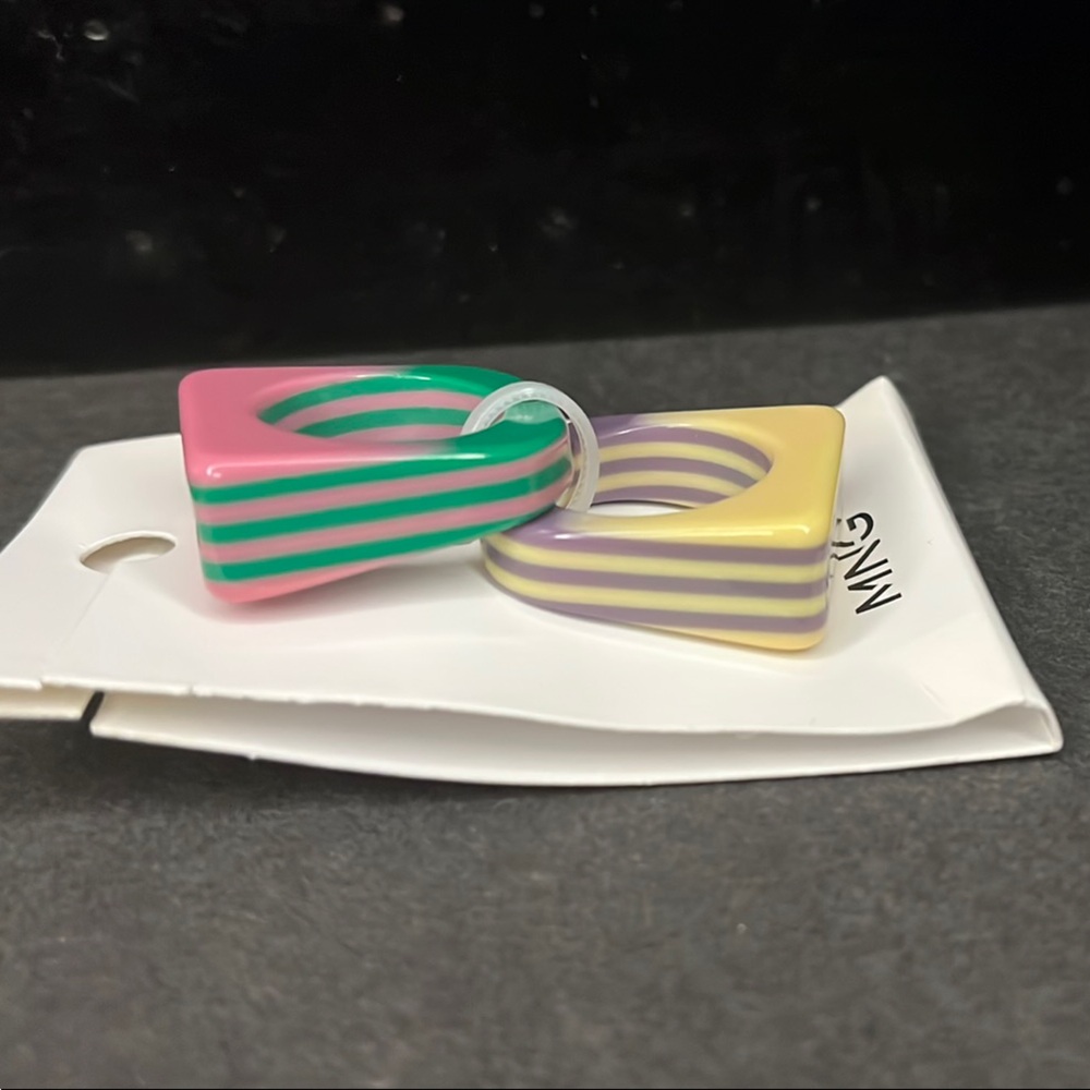 Mango Colorful Square Resin Rings - Picture 3 of 3